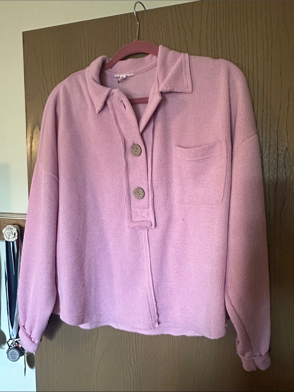 Blu Pepper Pink Collared oversized top